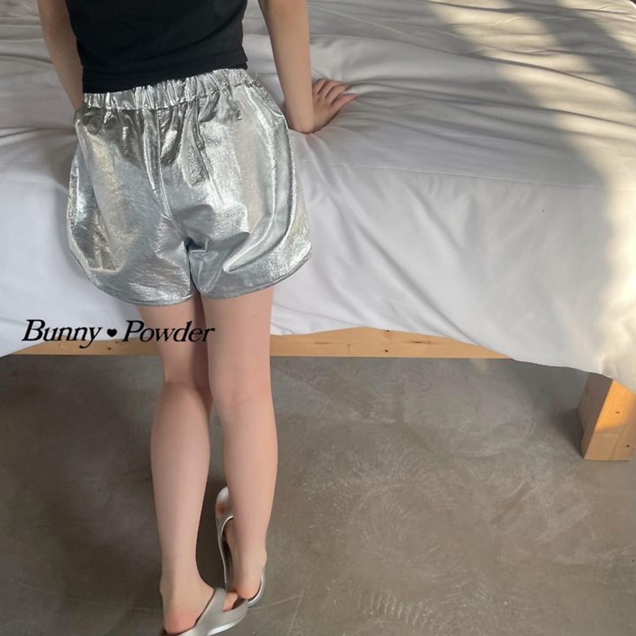 [Bunny Powder] Glossy Pants / [버니파우더] 글로시팬츠