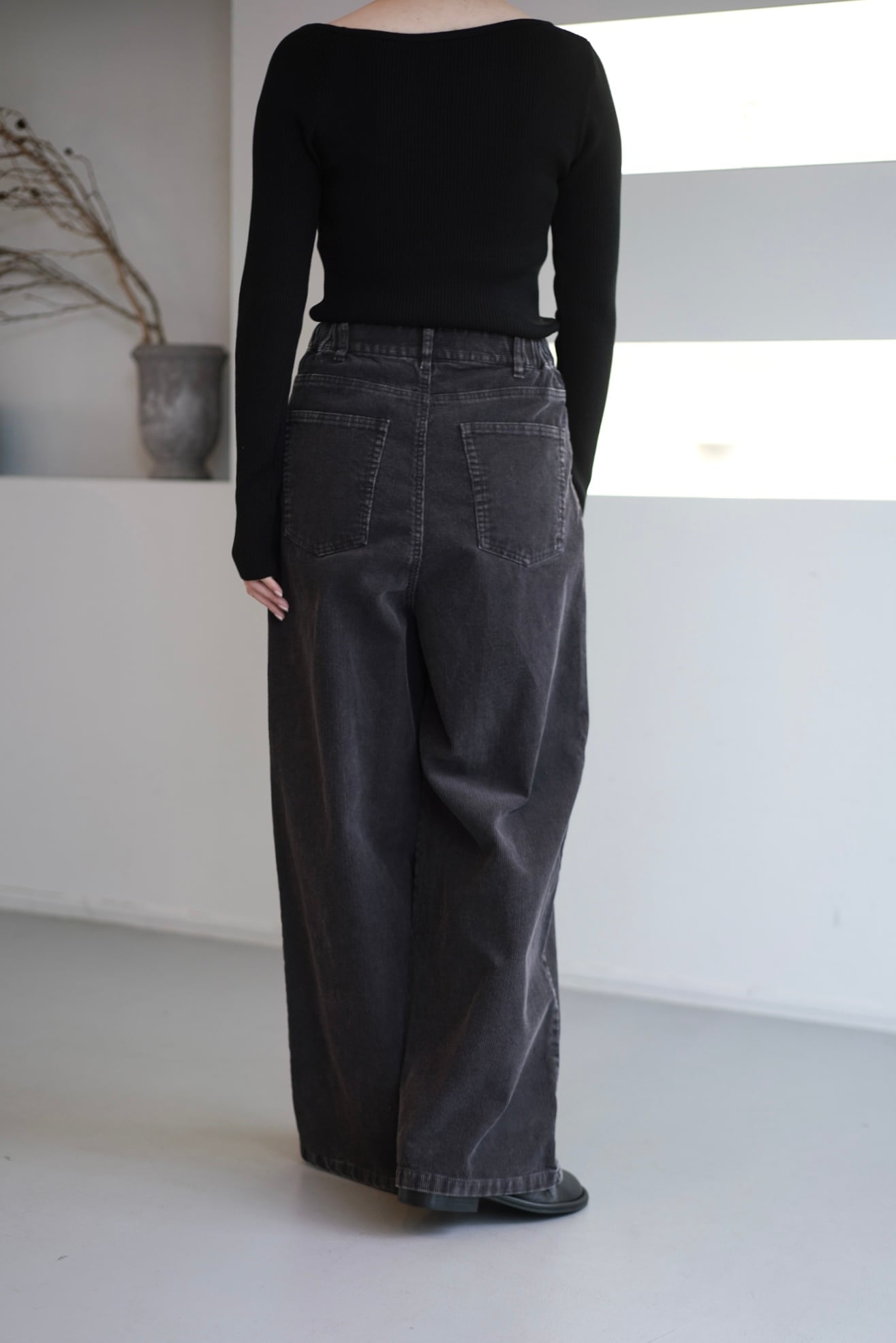 Corduroy wide pants コーデュロイワイドパンツ Charcoal | planet3rd