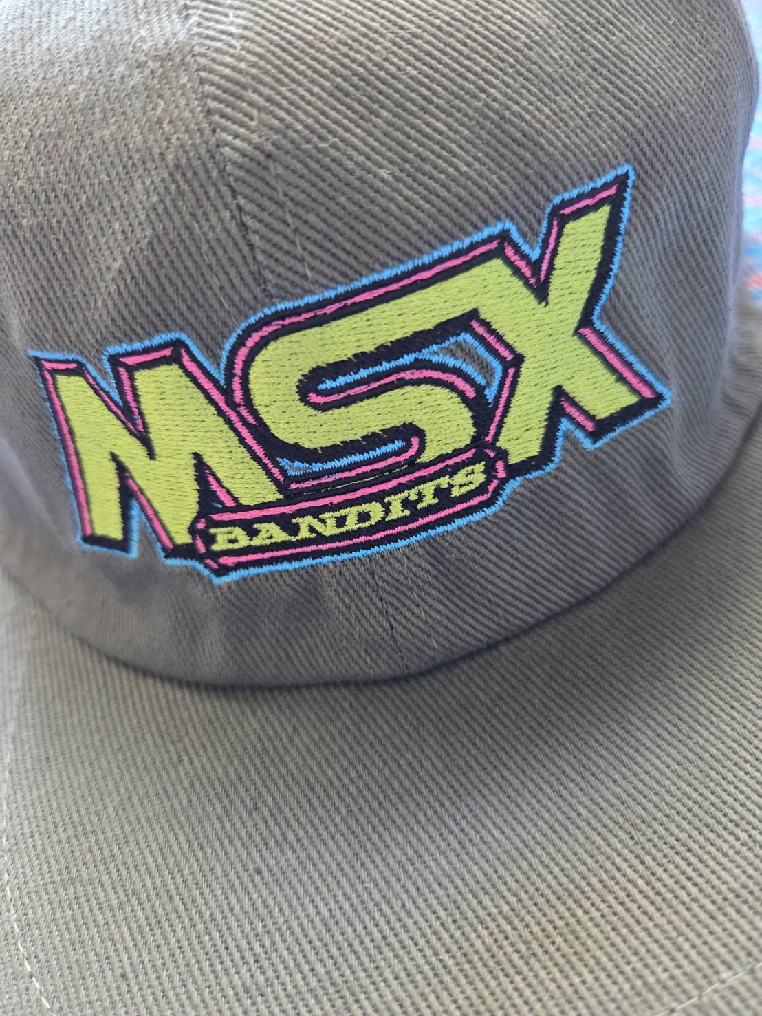 MSX BANDITS CAP "NEO-COLOR LOGO" Olive