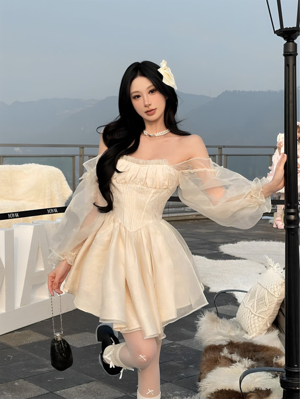 レディース ワンホン ファーオフショルダー セットアップ 韓国 DHOLIC