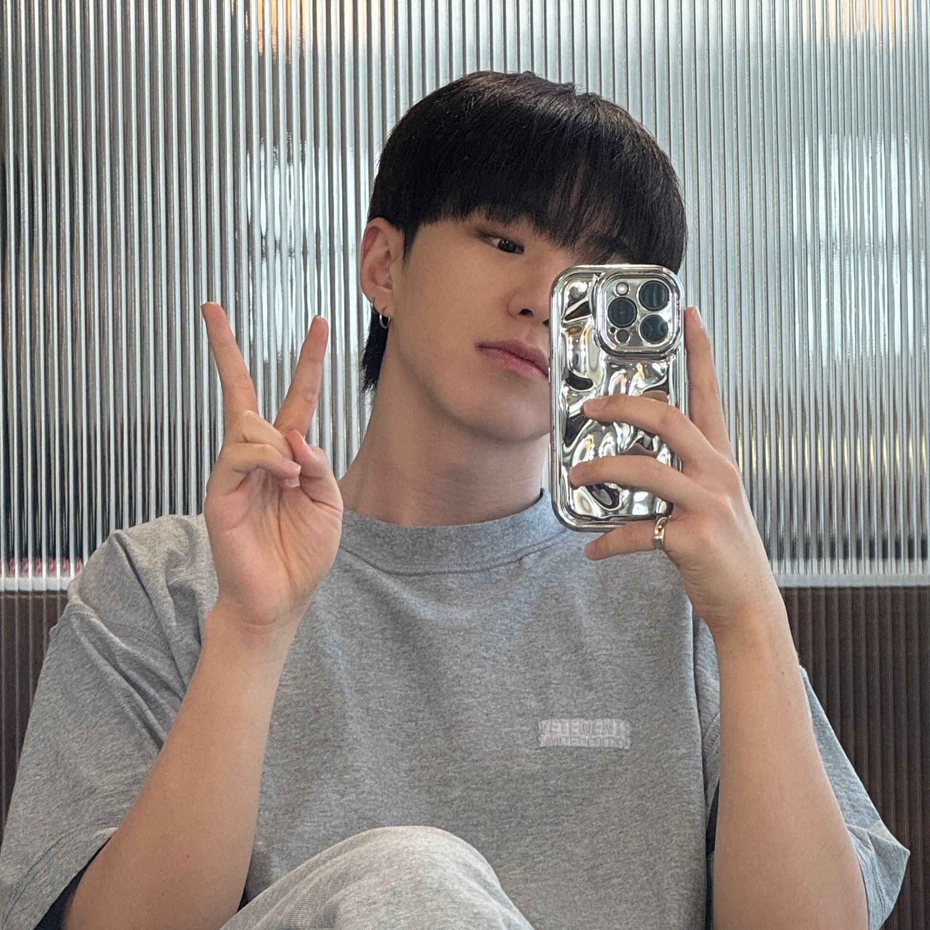 iPhone 16シリーズ登場！☆SEVENTEEN ホシ 着用！！【BYJUJU】iPhone