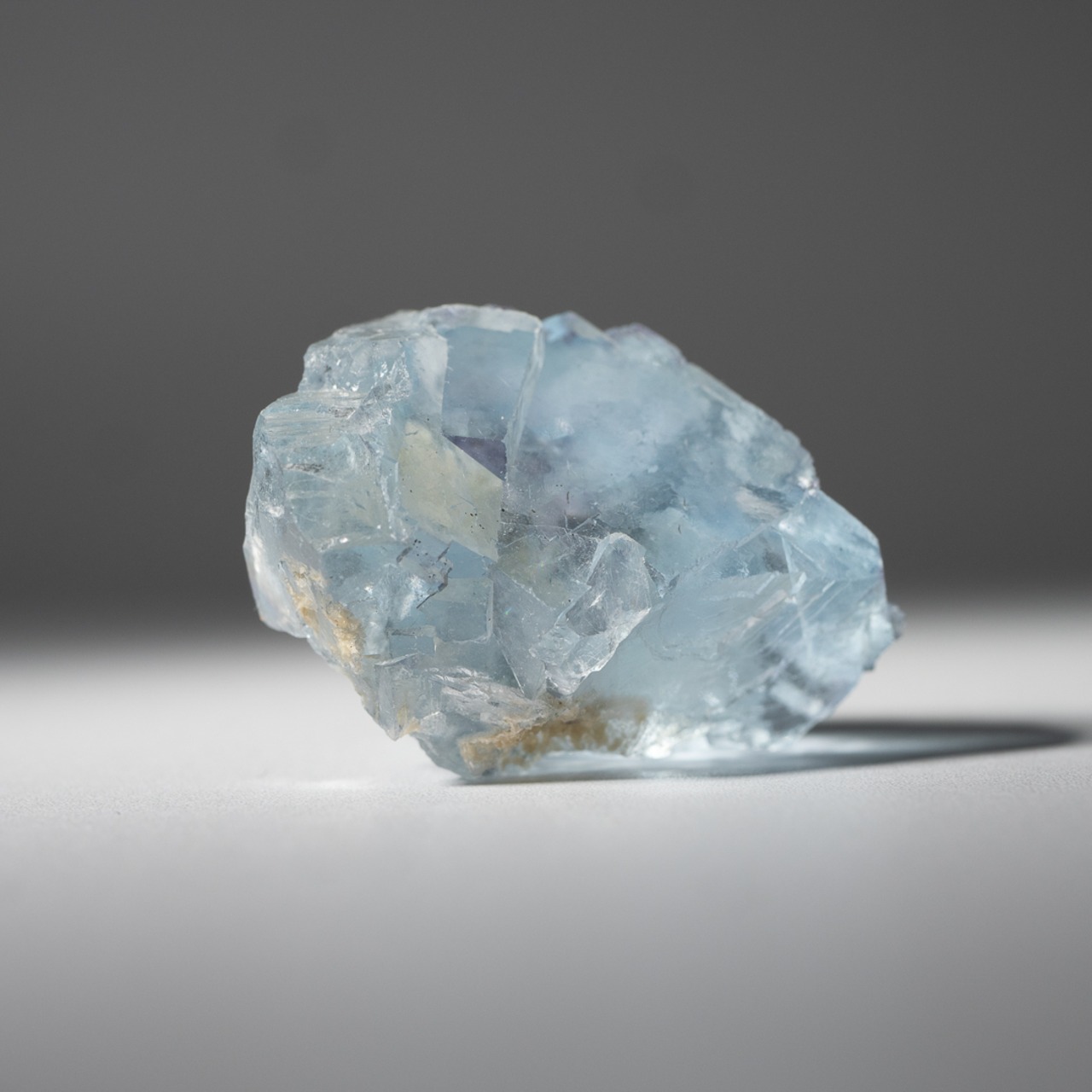 シャンファーリン産 フローライト / 原石 標本