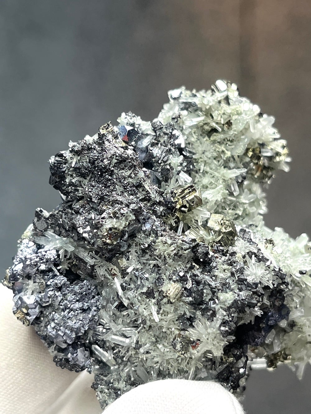 クォーツ・パイライト・ガレナ【ML-0044】from ブルガリア | acore Inc.