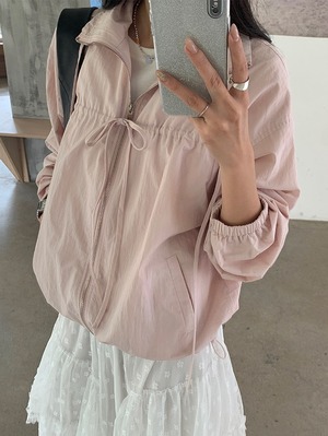 フロントリボン 結び 襟付き ジップアップ ジャケット レディース トップス アウター 上着 羽織 丈長 ミディアム 長袖 ドロップショルダー 角襟 切り替え ファスナー ポケット 前開き ドロスト リボン結び かわいい 大人可愛い シンプル カジュアル おしゃれ こなれ感 無地 春 秋 冬 ママ 通勤 学生 学校 通学 デート お出かけ 旅行 公園 女子会 休日 ショッピング カフェ 重ね着 体型カバー 普段使い 着回し レイヤード ゆったり フリーサイズ ピンク アプリコット