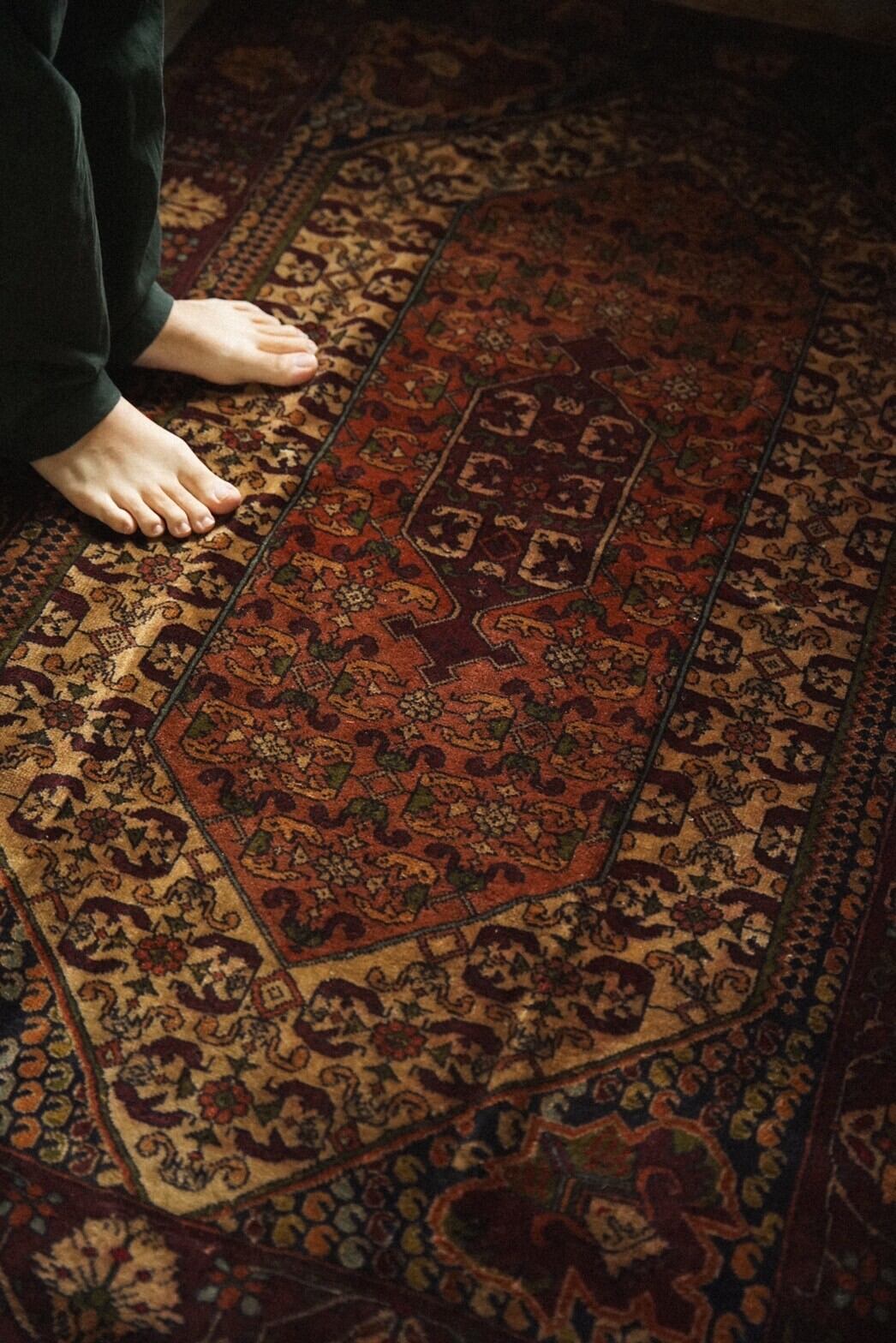 915 -Vintage Baluch rug