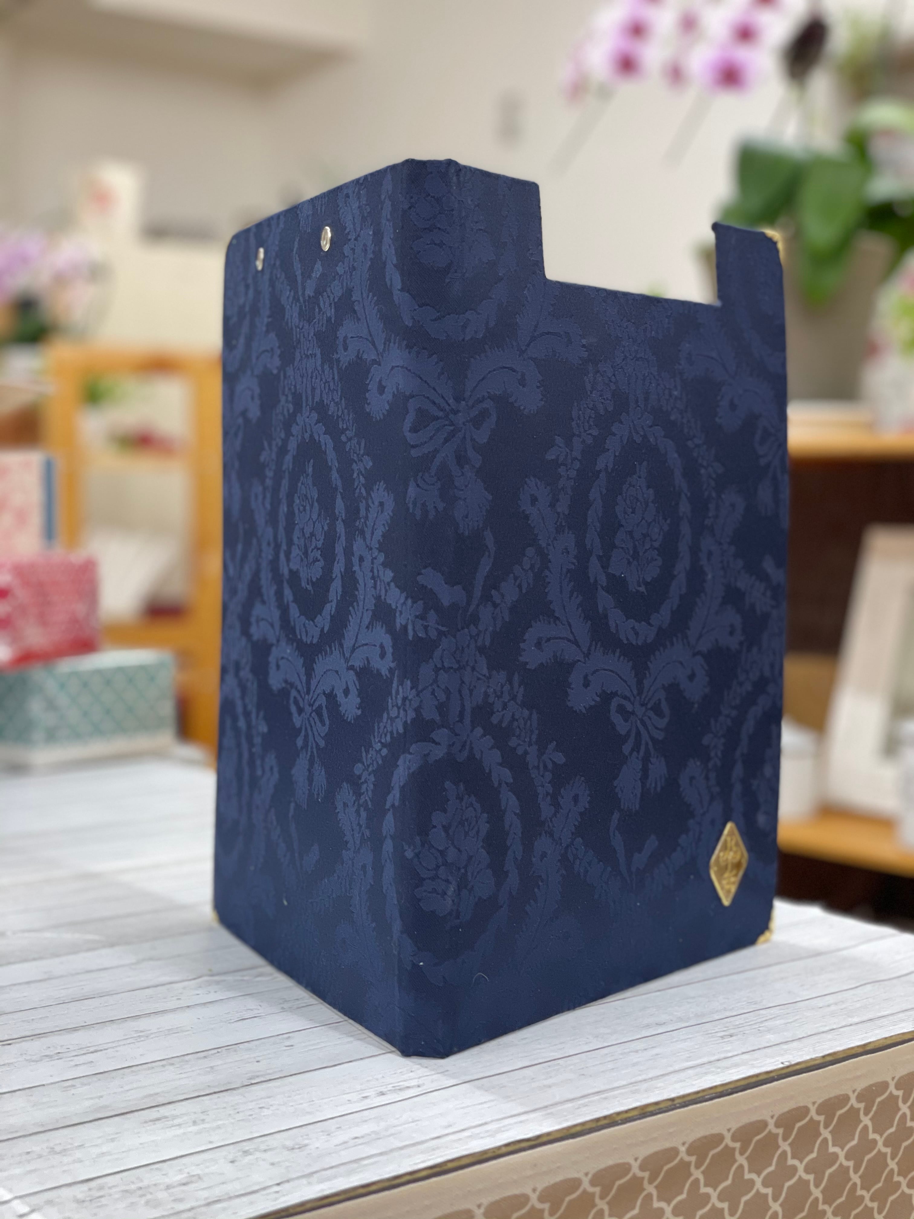 カルトナージュキット】 表紙付き A4クリップボードファイル 見開き