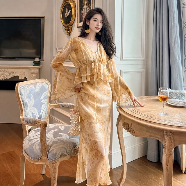 Ruffle Neck Bell Sleeve Maxi Dress V3451