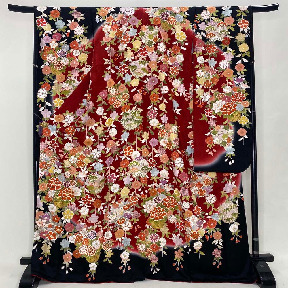 振袖 中古 赤 黒 正絹 古典 裄67.5cm 身丈173cm 美品 L サイズ 成人式 5074