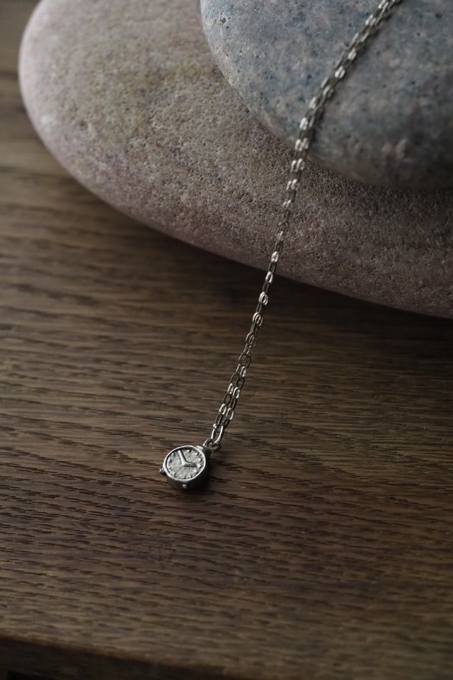 チクタク、、時計のシルバーネックレス-vintage clock top silver necklace