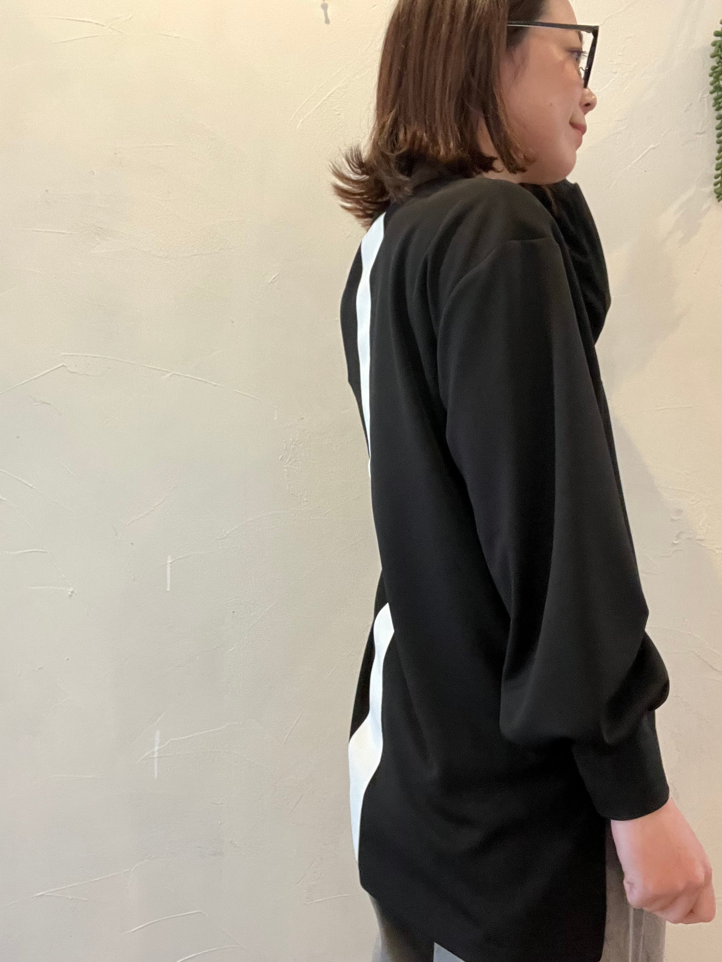 【PASSIONE】エンボスロゴバックテープTシャツ　516939