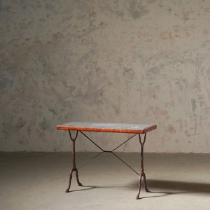 テーブル/アイアン/ディスプレイ/アンティーク/空間装飾/机/作業台/フランス家具/アンティークテーブル