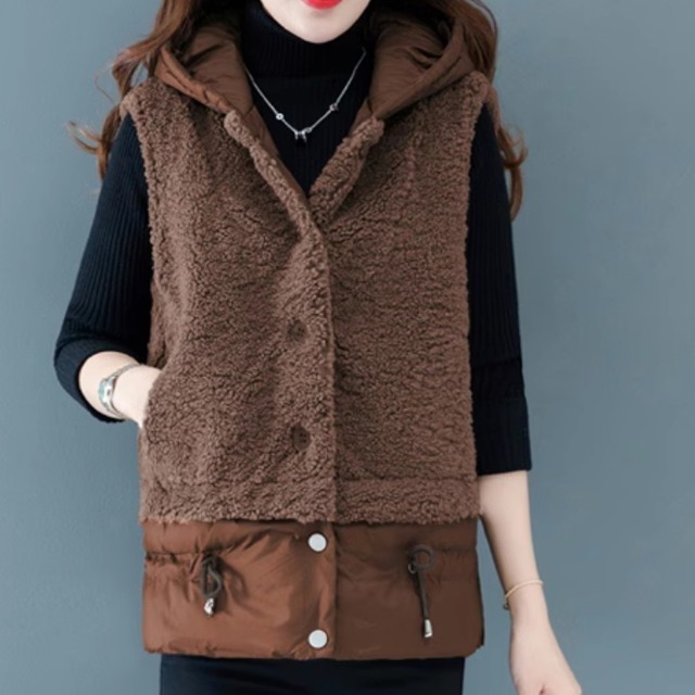 レディース ジャケット パーカー ベスト アウター 上着 羽織 前開き 袖なし ノースリーブ フード ポケット ボタン かわいい 大人可愛い きれいめ シンプル カジュアル 上品 おしゃれ かっこいい レトロ こなれ感 ラフ スポーティー ガーリー ルーズ 個性的 クール 主役級 存在感 抜け感 ラブリー キュート 都会的 ベーシック アクティブ ワイルド 秋 冬 お出かけ アウトドア 公園 休日 ショッピング ツーリング 重ね着 コーデ 暖かい 防寒 普段使い M L XL 2XL ゆったり コーヒー