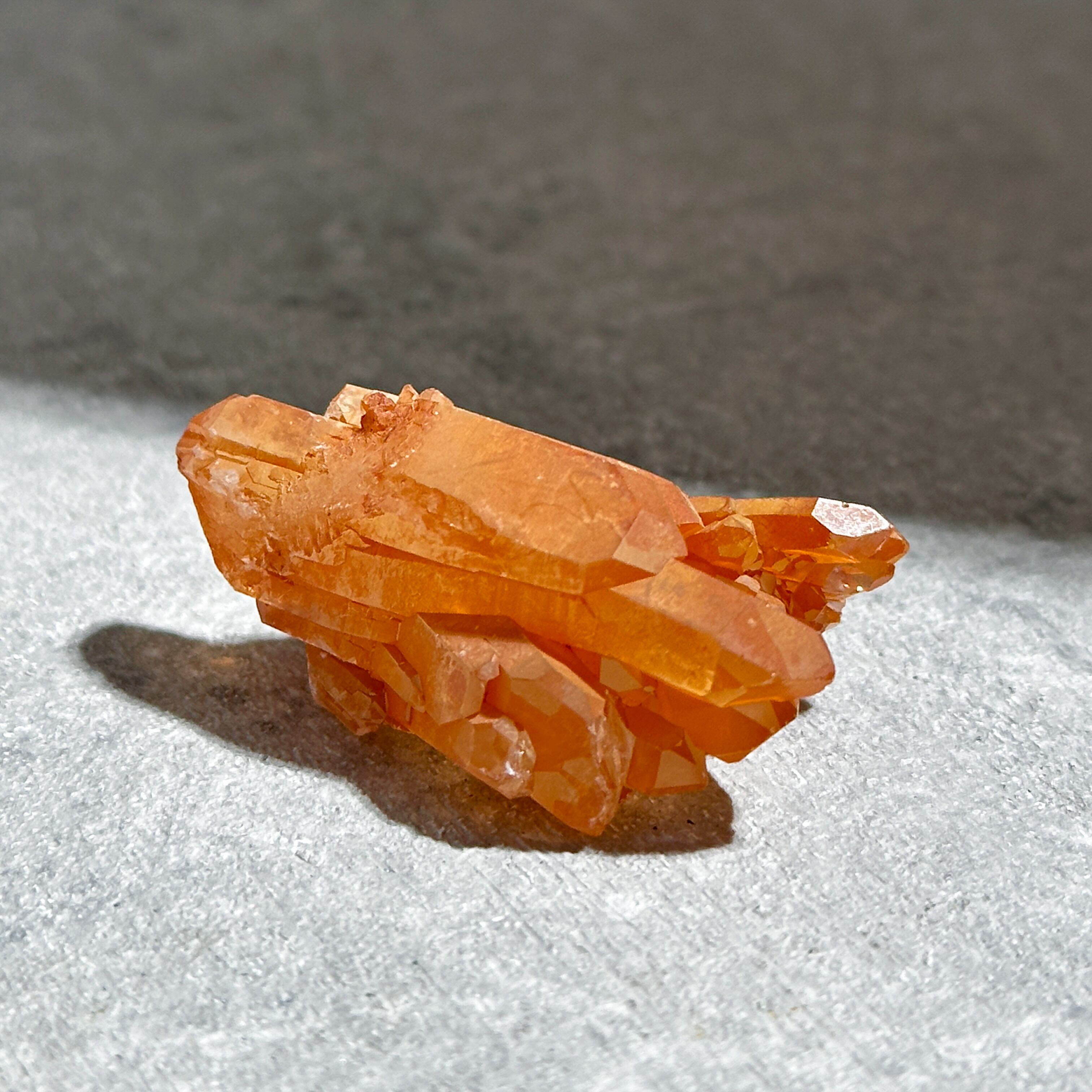 ミナスジェライス産タンジェリンクォーツ クラスター12◇ Tangerine