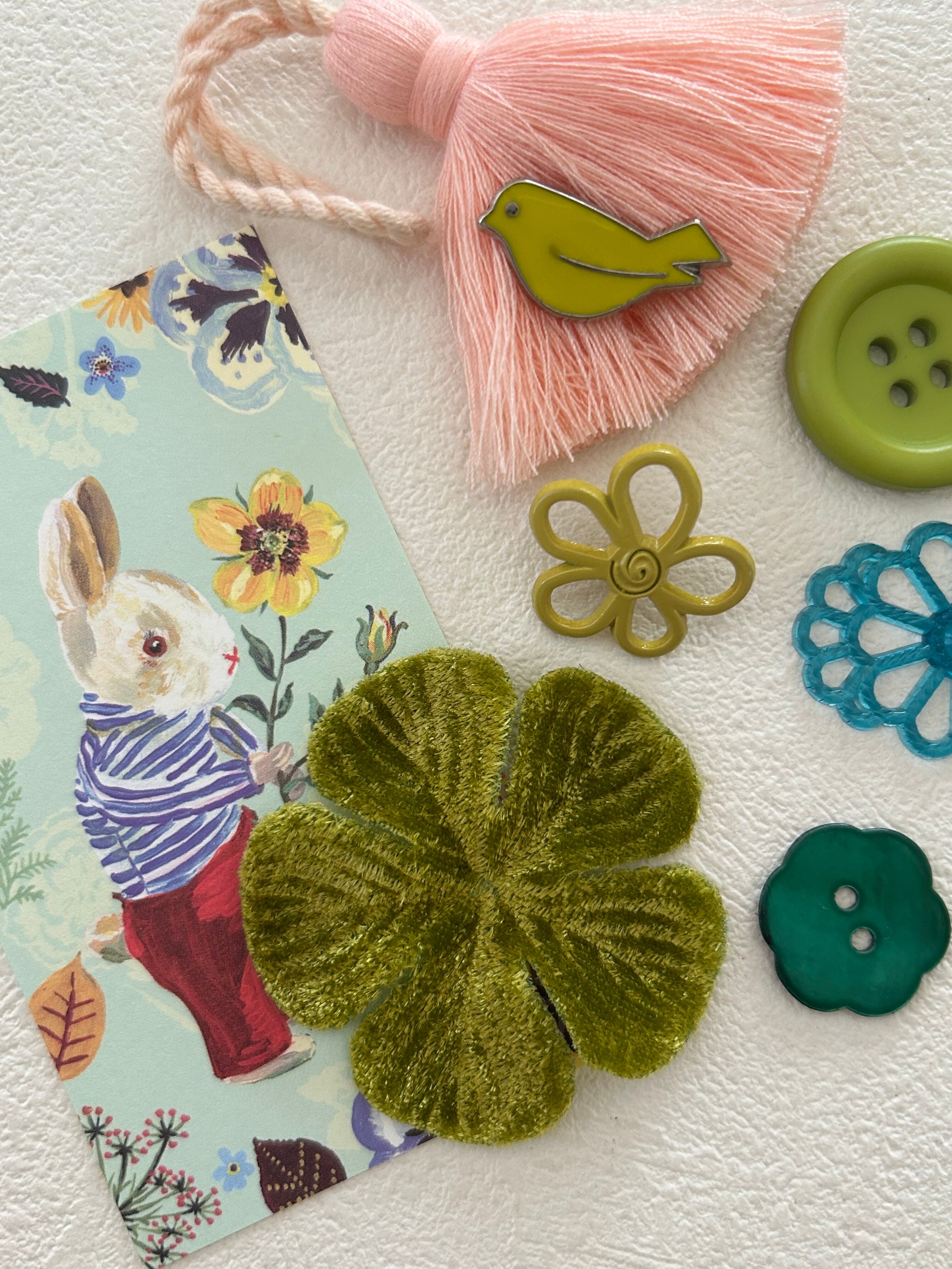 フランスの小さなハンドメイド素材セット ③ ボタン パーツ タッセル モチーフ他 ナタリーレテ ミニカード付 プレゼントにも