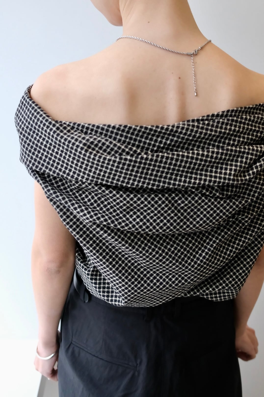 WILLFULLY asymmetry tuck gather off shoulder check tops