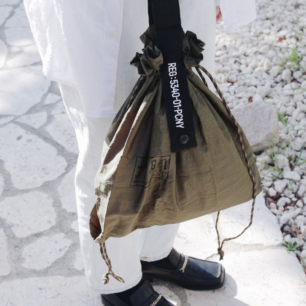 Parachute nylon bag (olive)