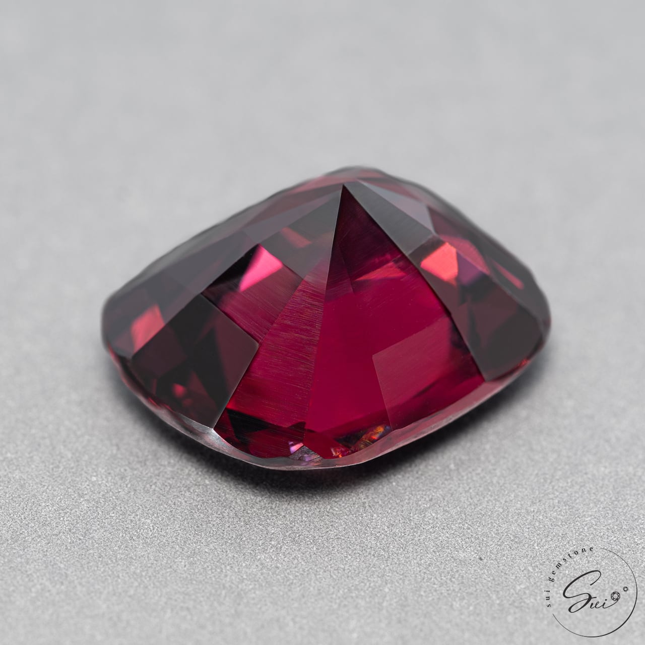 天然【非加熱】スピネル・パープリッシュレッド 6.06ct GIA鑑別書