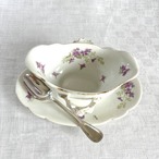 ソーシエール　すみれのソース入れ　プレート付きソーシ入れ　花器にも　AUX LIONS DE FAIENCE 19twe26