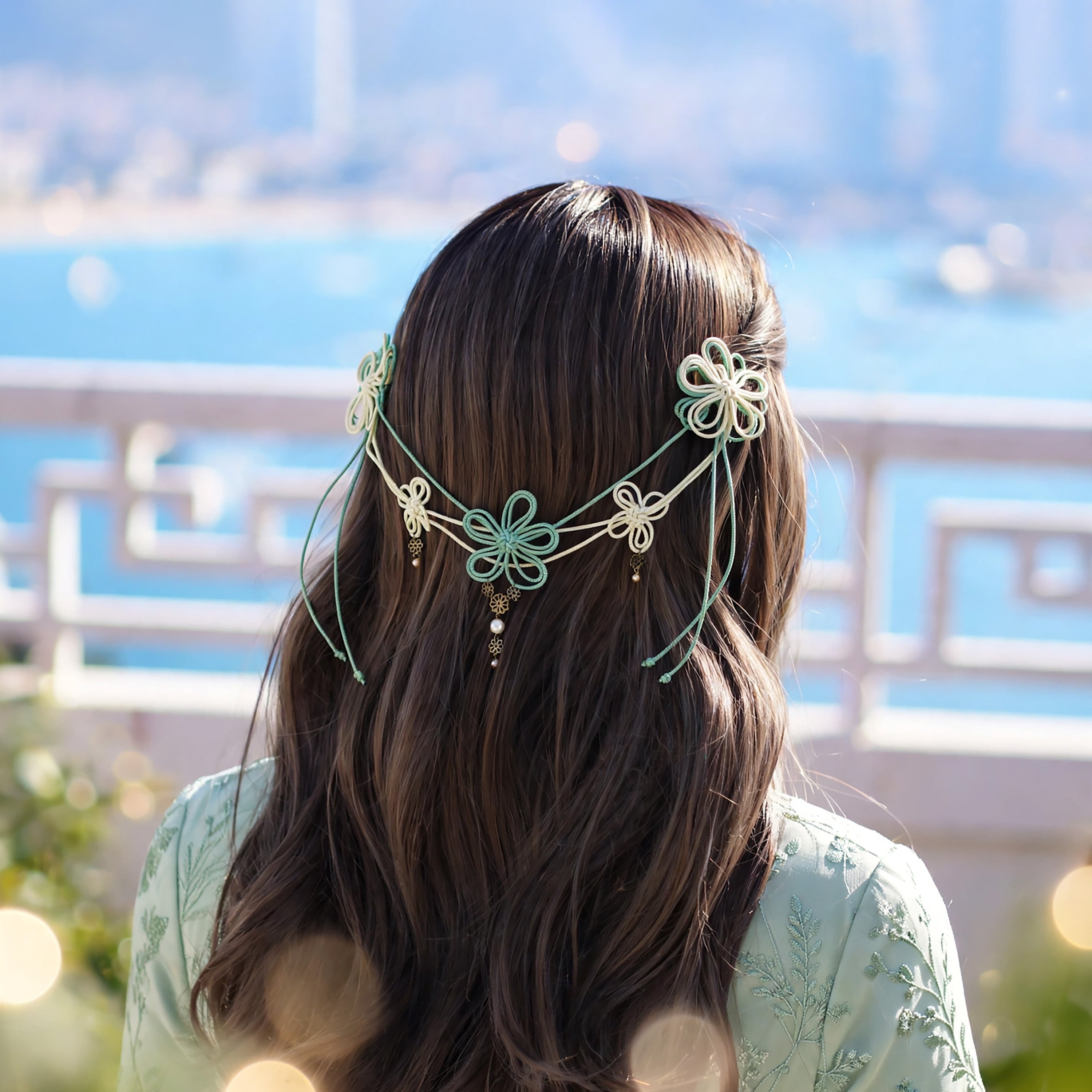 飾り結びヘアコーム「みちゆきて涼」(淡緑×アイボリー)【和風バックカチューシャ】浴衣・着物・フォーマルに。