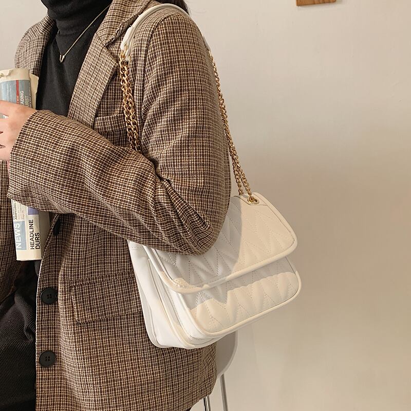 チェーン メッセンジャーバッグ Tiancai_Wing_Bag78157523776