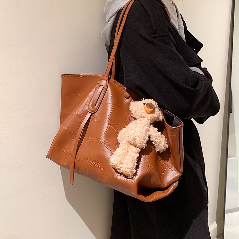 オータムスタンダードショルダーバッグ レトロ 秋物 トートバッグ 手作りハンドバック19860121824