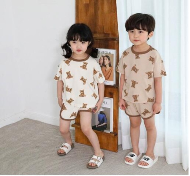 韓国人気 ★子供服★ 小さなクマ トップス+パンツ ２点セット