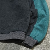 switching design fleece pullover