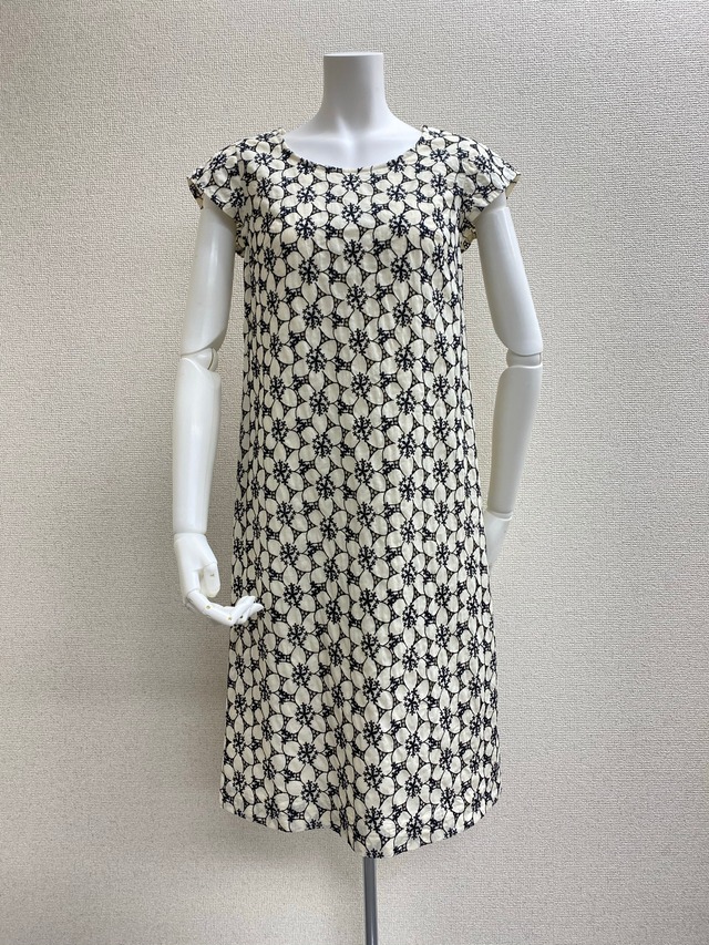 No 11 107 綿刺繍レースaラインワンピース ファブリス Fabrice No 11 107 綿刺繍レースaラインワンピース ファブリス Fabrice