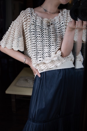 Frill Knit top