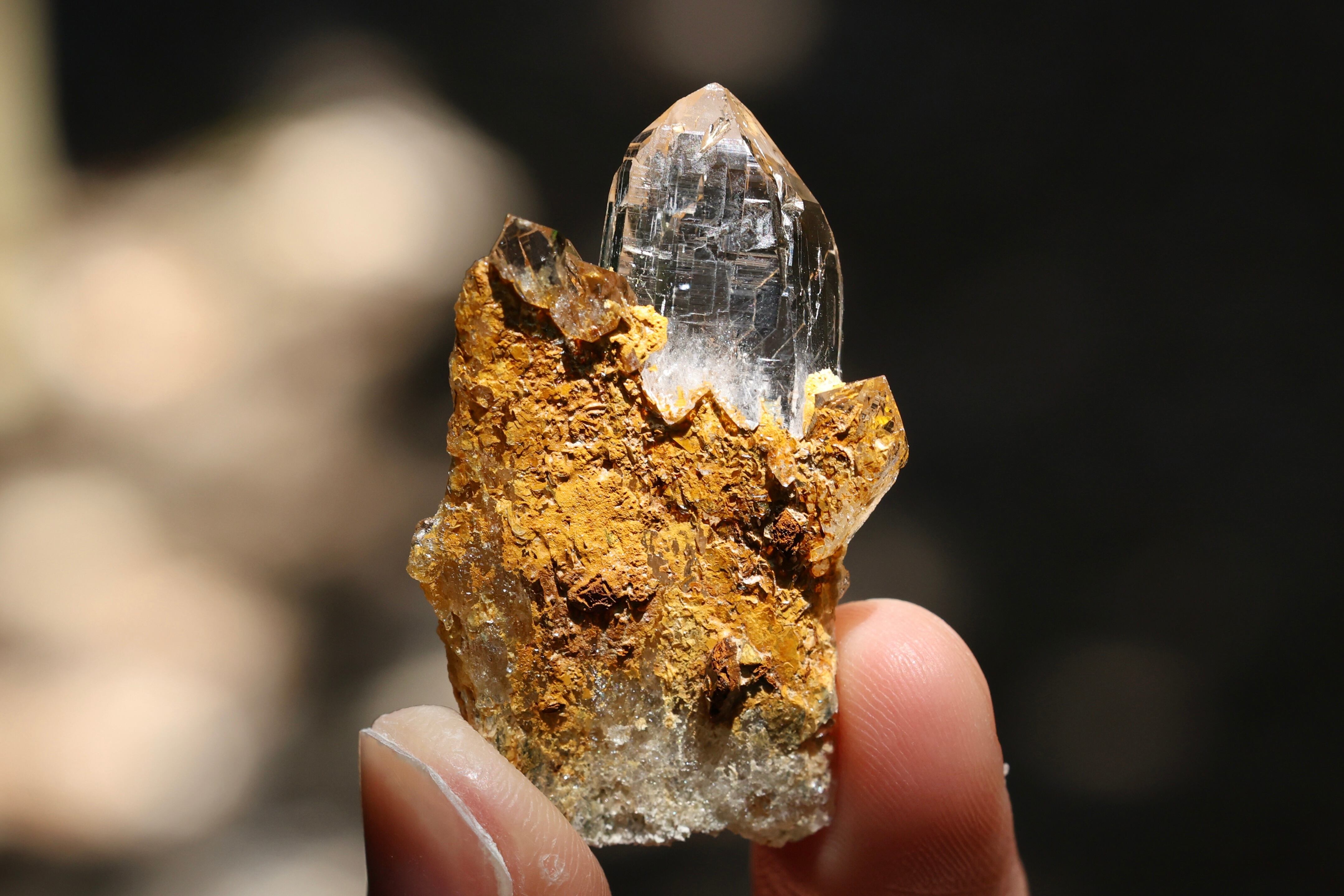 ヒマラヤ水晶 ガネーシュヒマール産 | 石垣島の夜光貝アクセサリーと