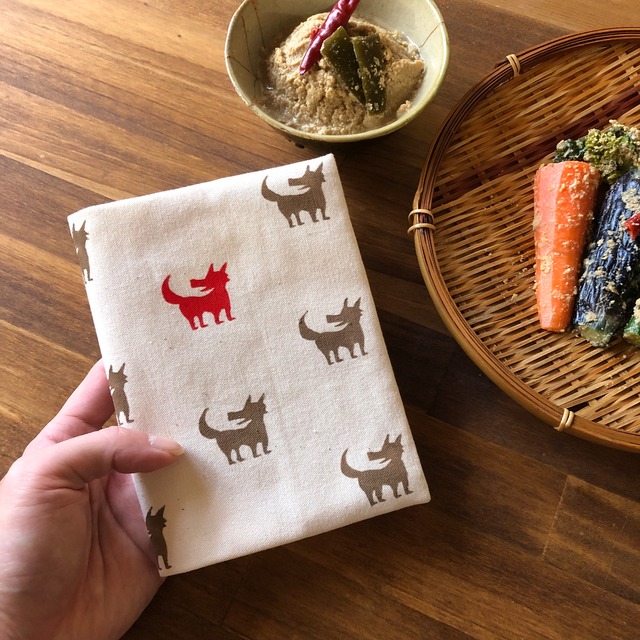 ウルフ舎の布ブックカバー/ウルフくん/ぬかどこカラー