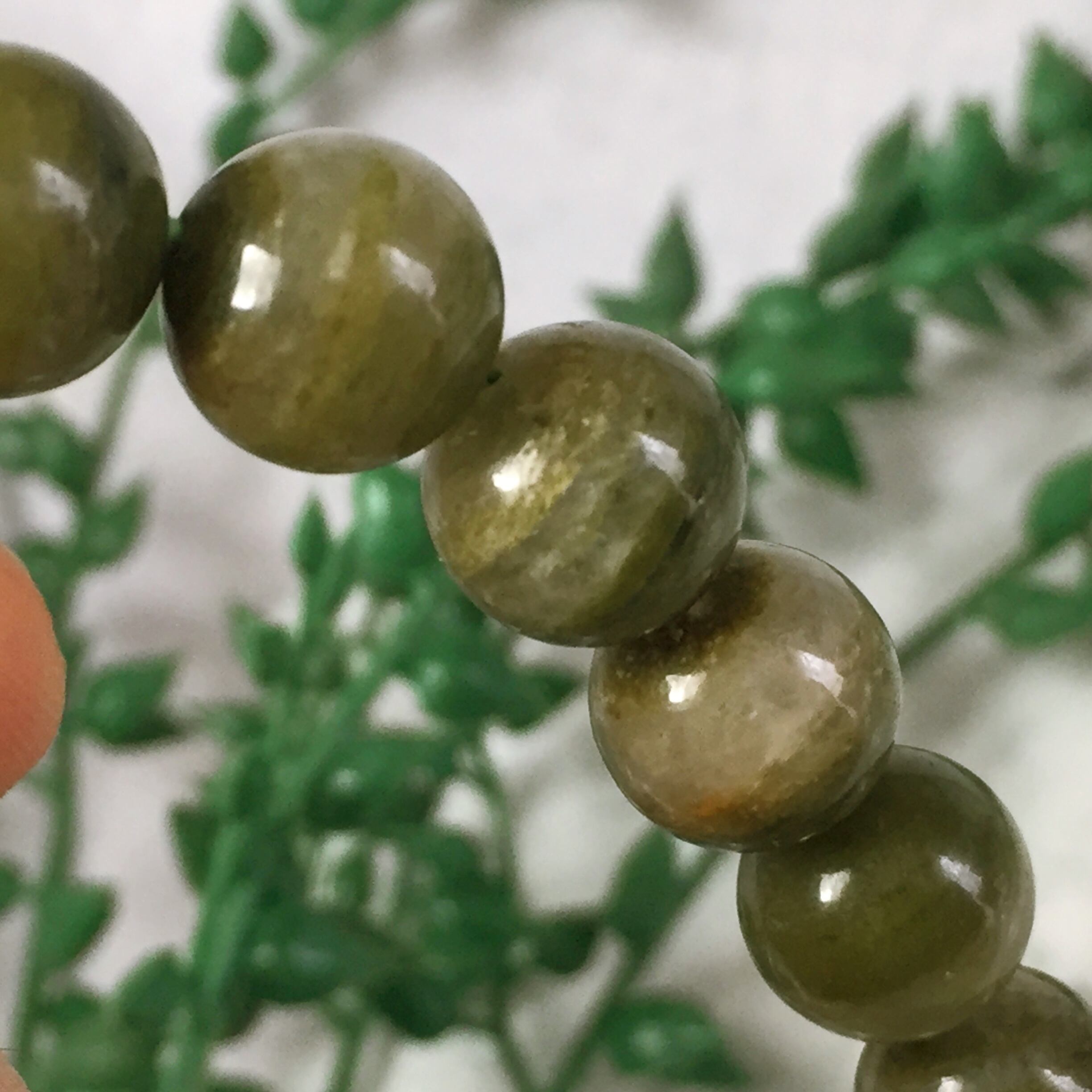 20天然 グリーン千層ファントムガーデンクォーツ ブレスレット