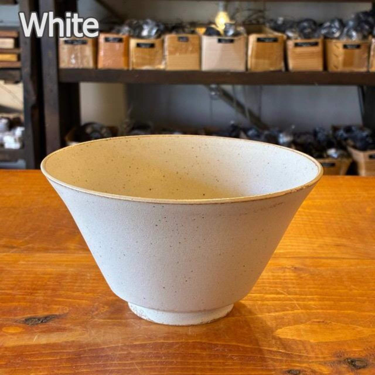 Mino ware PLAIN Warped bowl 16cm 3color　美濃焼　プレーン　反り丼　全3色　ホワイト　ミント　レモン　電子レンジ可　食洗機可　麺鉢　サラダボウル