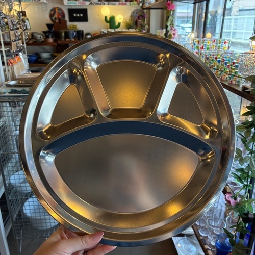 shasta 32cm stainless steel plate / シャスタ ステンレスプレート32cm 皿 軽量 キッチン アウトドア キャンプ レジャー ピクニック バーベキュー BBQ 屋外 持ち運び 取り皿 食器 ギフト プレゼント おしゃれ