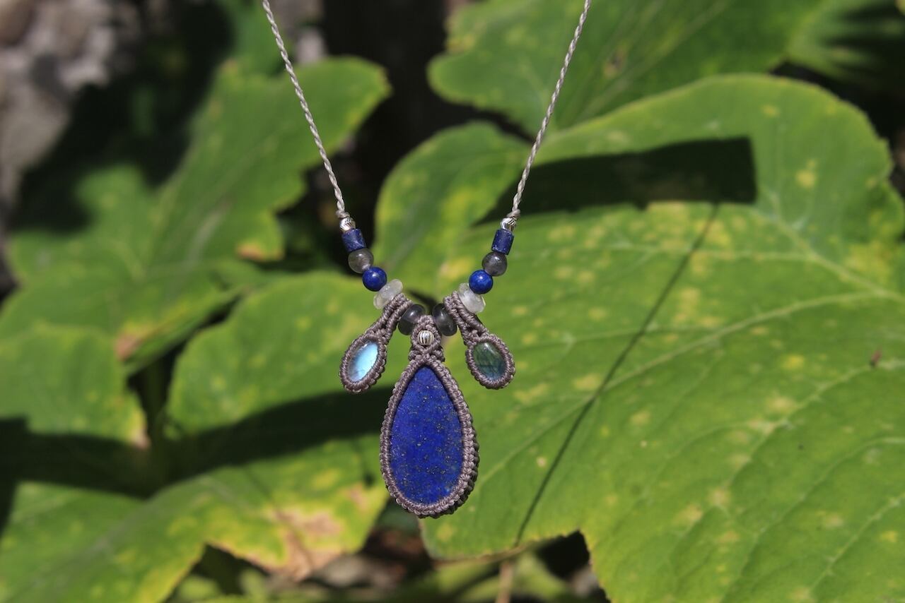 Lapis lazuli & Rainbow moonstone & Kyanite micro macrame necklace