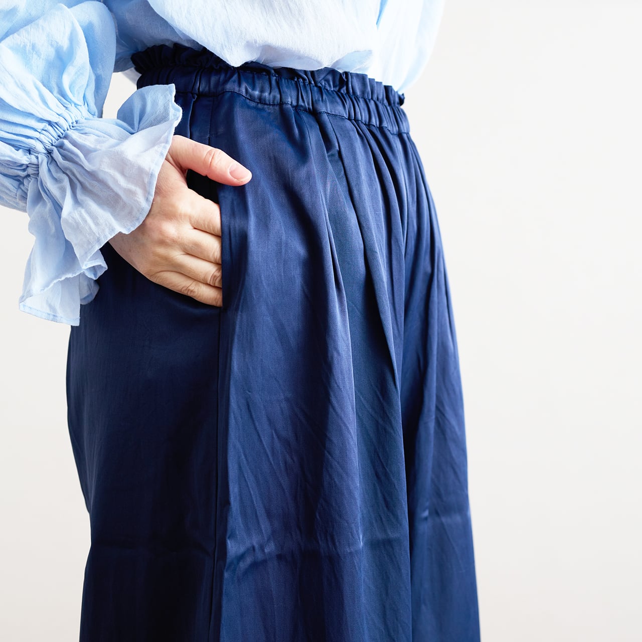 suzuki takayuki スズキタカユキ gathered pants Ⅰ off white | les