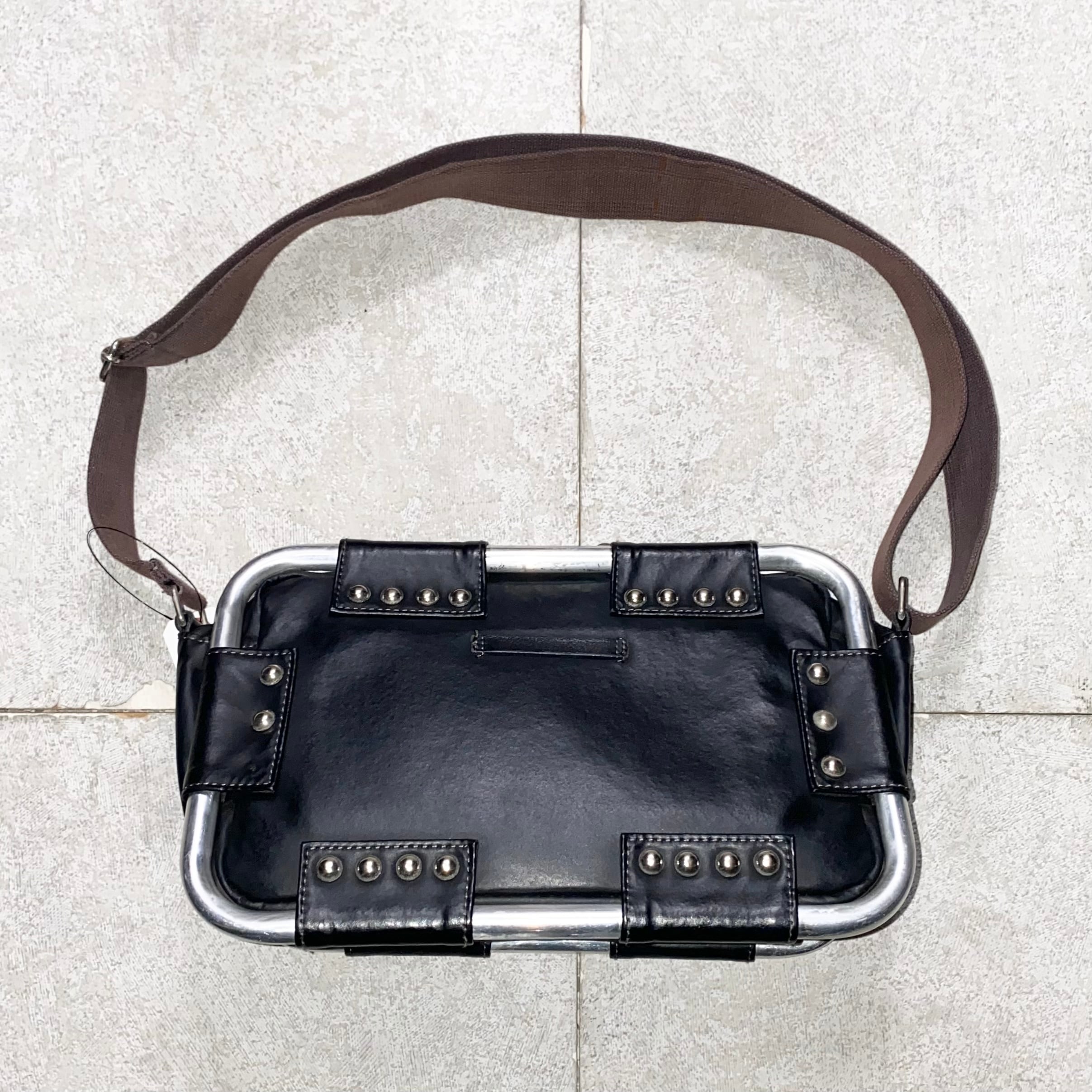 JEAN PAUL GAULTIER leather shoulder bag “pipe frame” | NOIR ONLINE