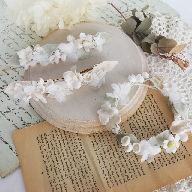 【布花】ナチュラルブーケ(ホワイト) 細バレッタ