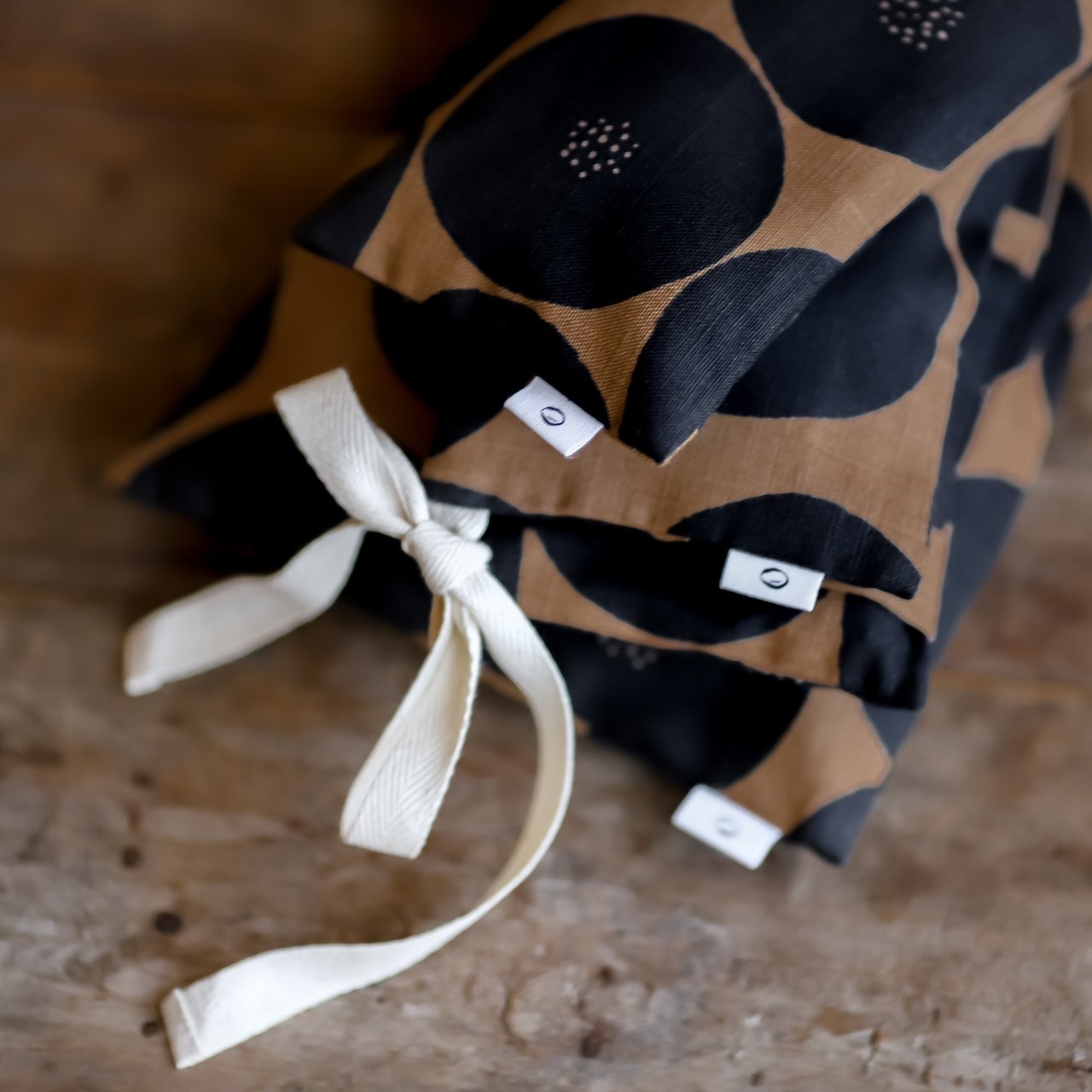 再販《大判サイズ》米ぬか・玄米カイロ（選べるハーブ）あんぱん柄 カバー付