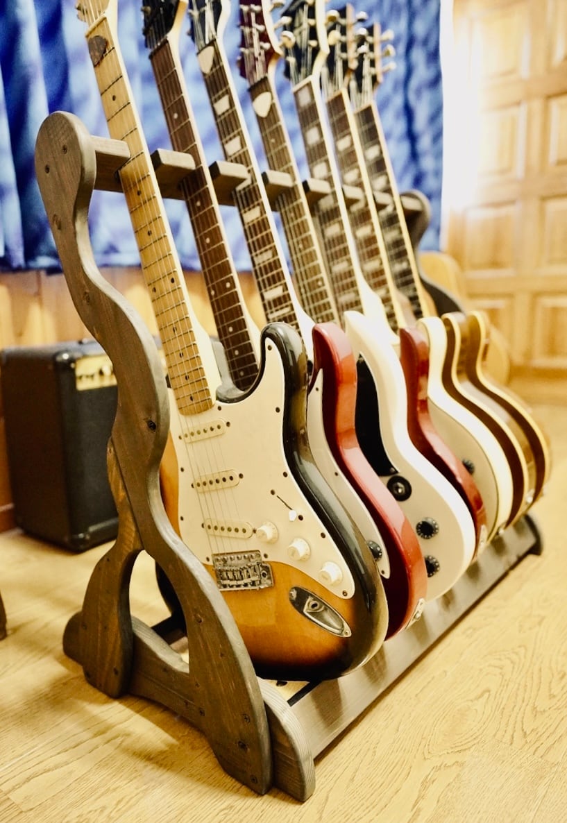 ギタースタンド　オーダー可能 ギター・ベーススタンド | 手作り木工 レスポーラー夢工房