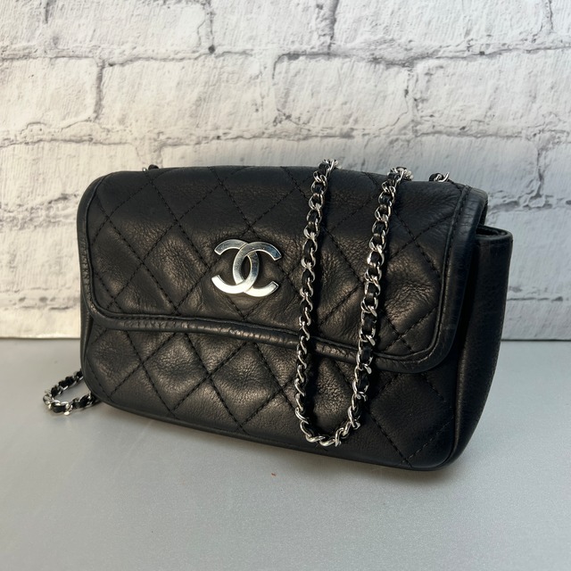 【最終処分SALE】CHANEL シャネル ココマーク マトラッセ レザー ショルダーバッグ ブラック A-12412