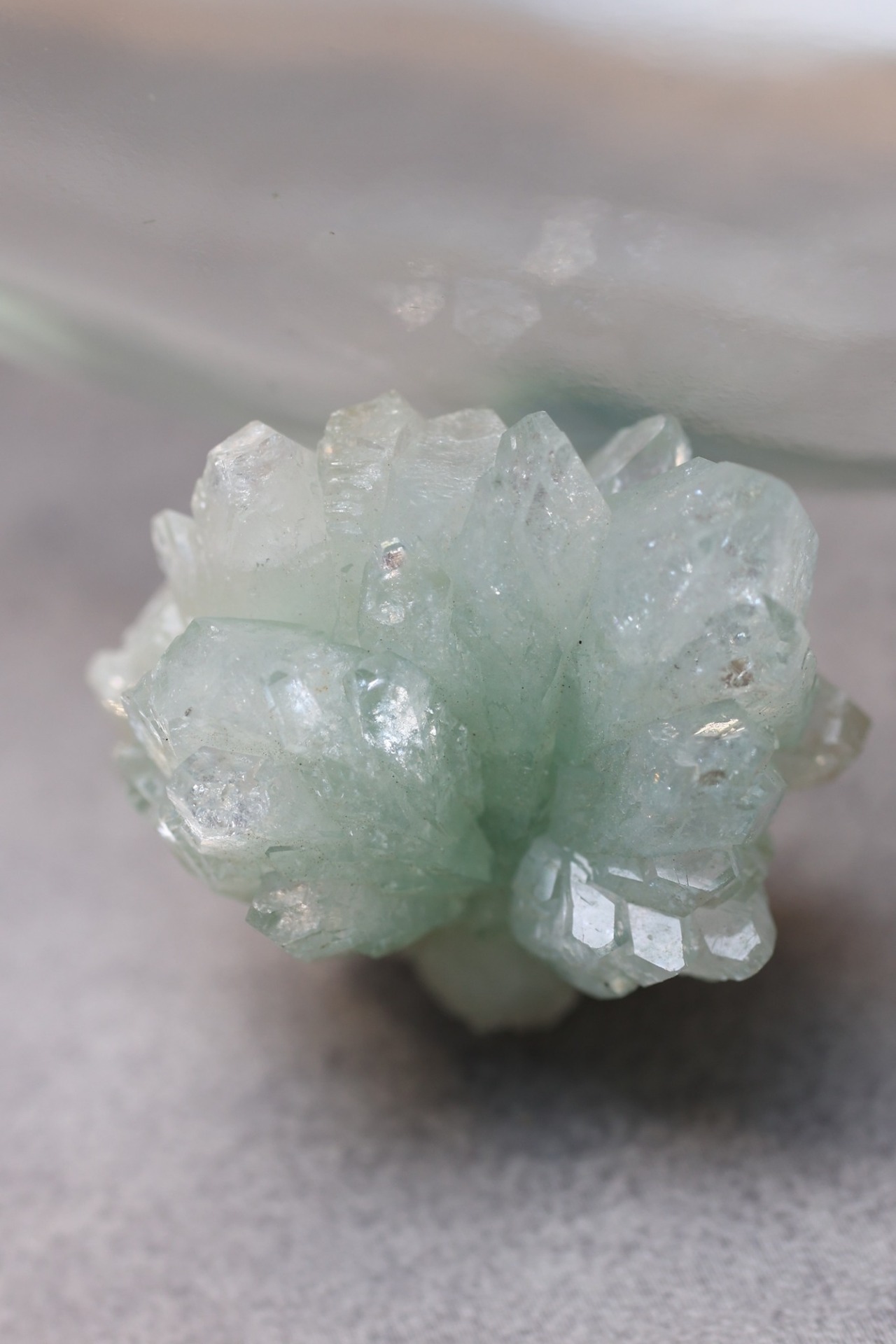グリーンアポフィライト 「春の新芽」Green Apophyllite ◇ 天然石・鉱物・パワーストーン・原石 | st00357