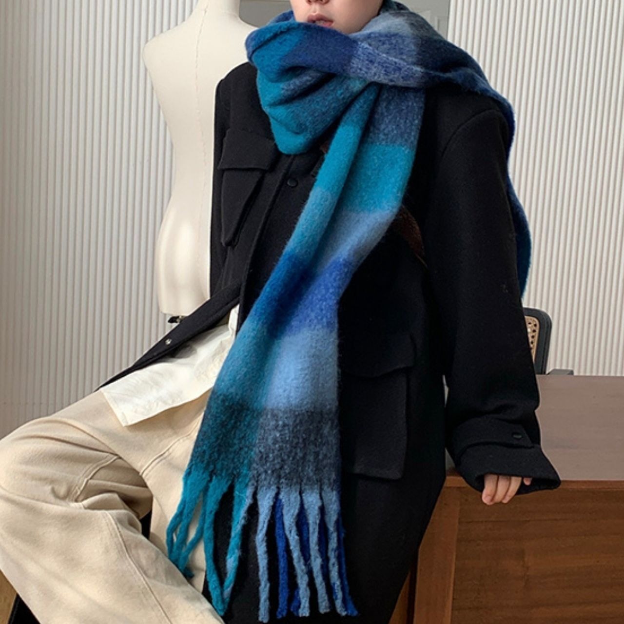 ビッグカラーチェック柄マフラー　1071