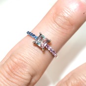 バイカラートルマリン 0.7ct リング pt900