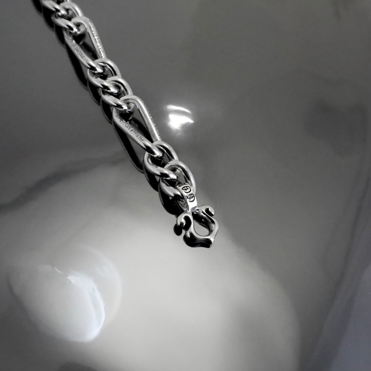 GODSIZE® FIGARO CHAIN BRACELET / ゴッドサイズ® フィガロチェーンブレスレット