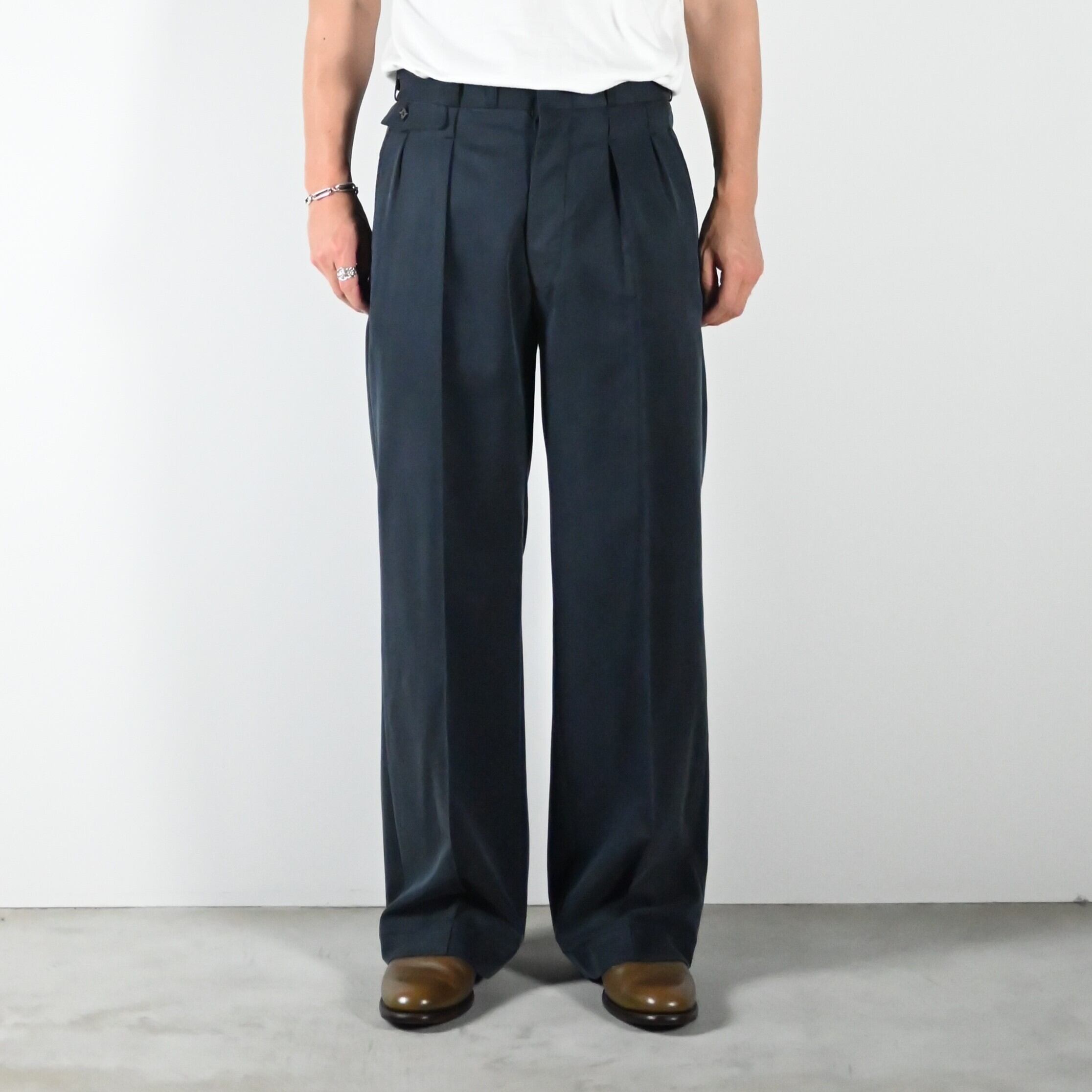 OLD JOE(オールドジョー)DOUBLE-PLEATED BUGS TROUSERコーディネート