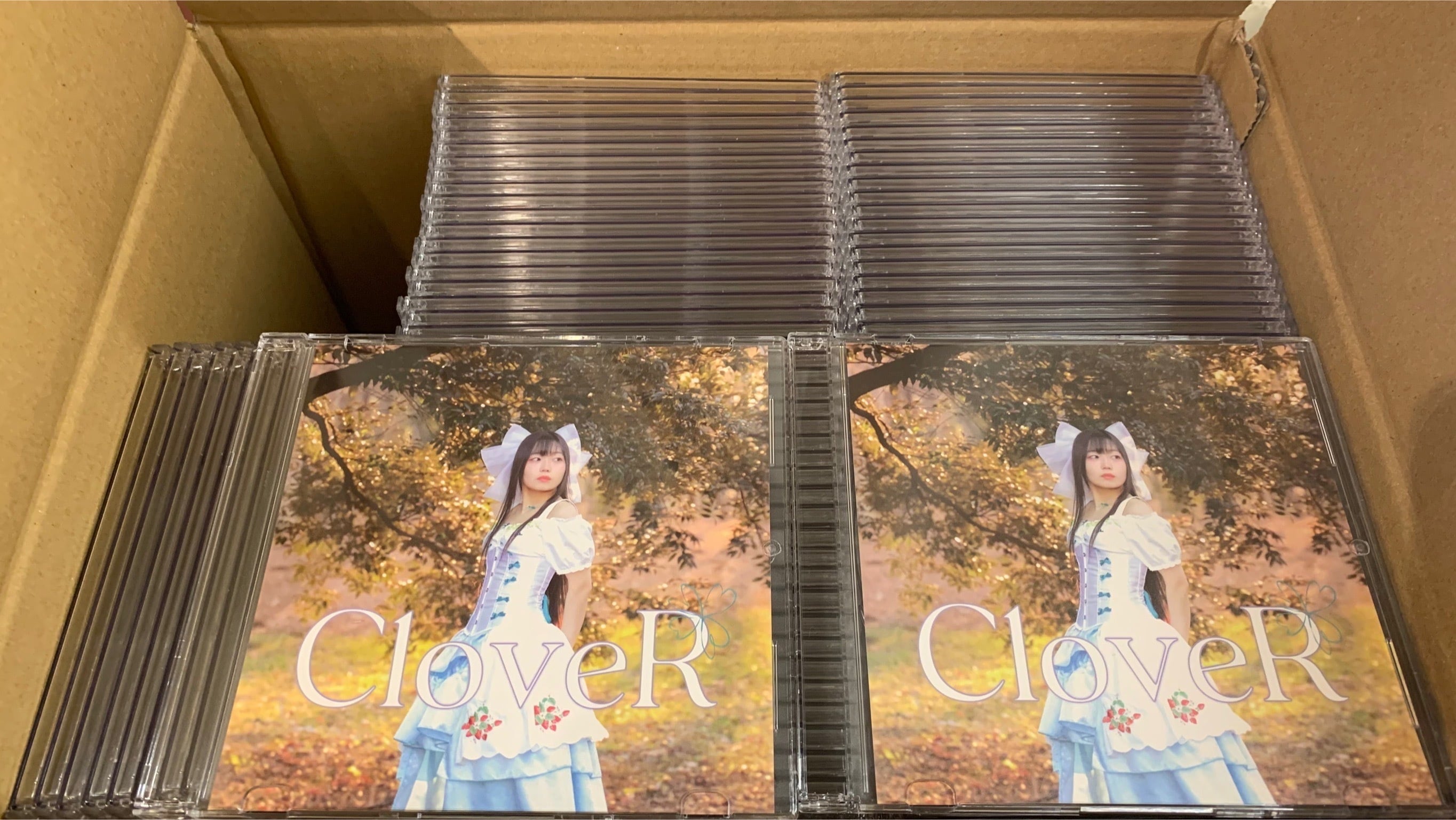 オリジナル楽曲”CloveR”CD】 | 山腰美月オフィシャルサイト