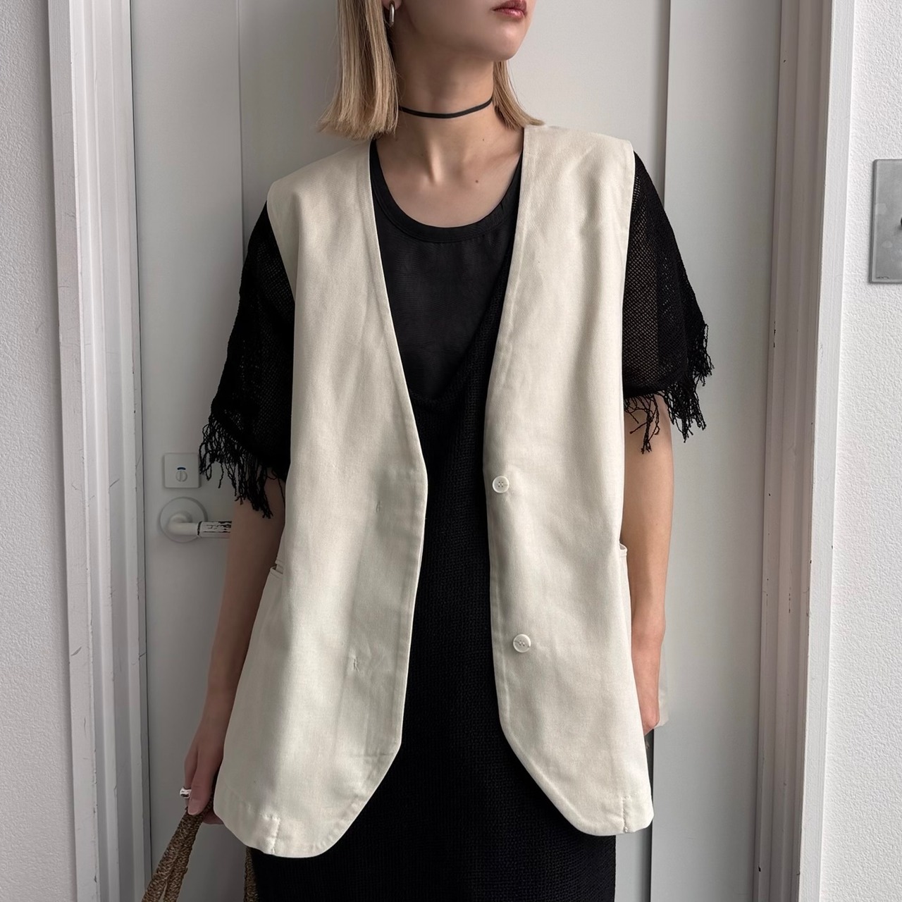 バックスリットフレンチリネン混gilet/エクリュ