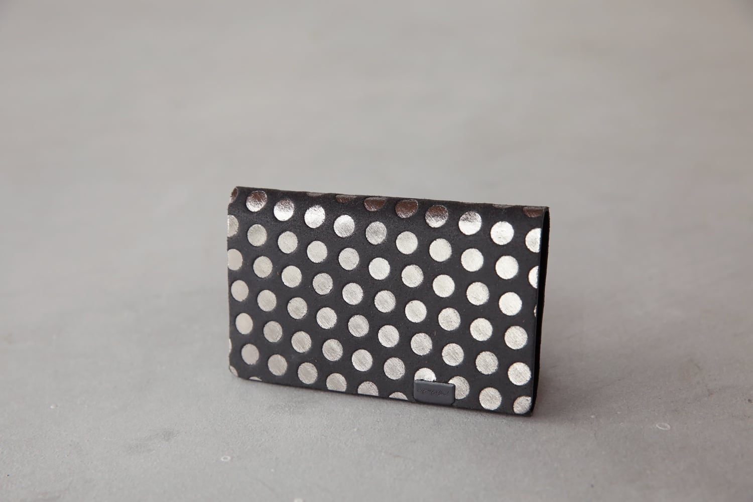 所作:コインケース / シルバードット SYCO-007