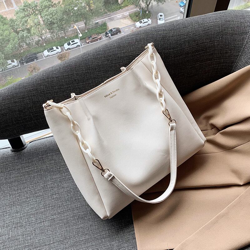 香港スタイルのレトロなレディース大容量バッグハンドバッグ2020新しいトレンディなファッションショルダーバッグネット赤メッセンジャーバケットバッグ Tiancai_Wing_Bag3759049